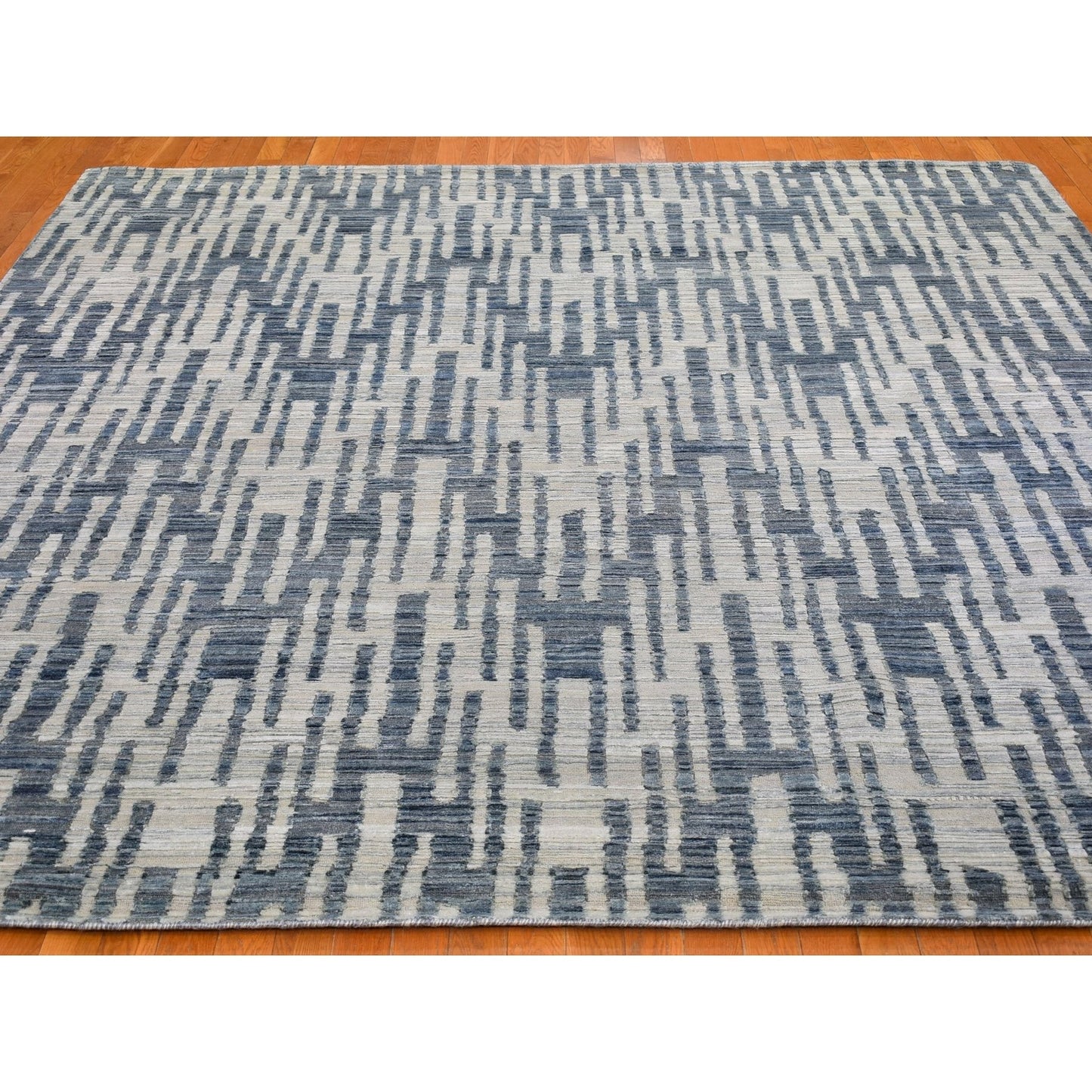 10'X10' Pure Silk And Textured Wool Square Zigzag With Graph Design Rug