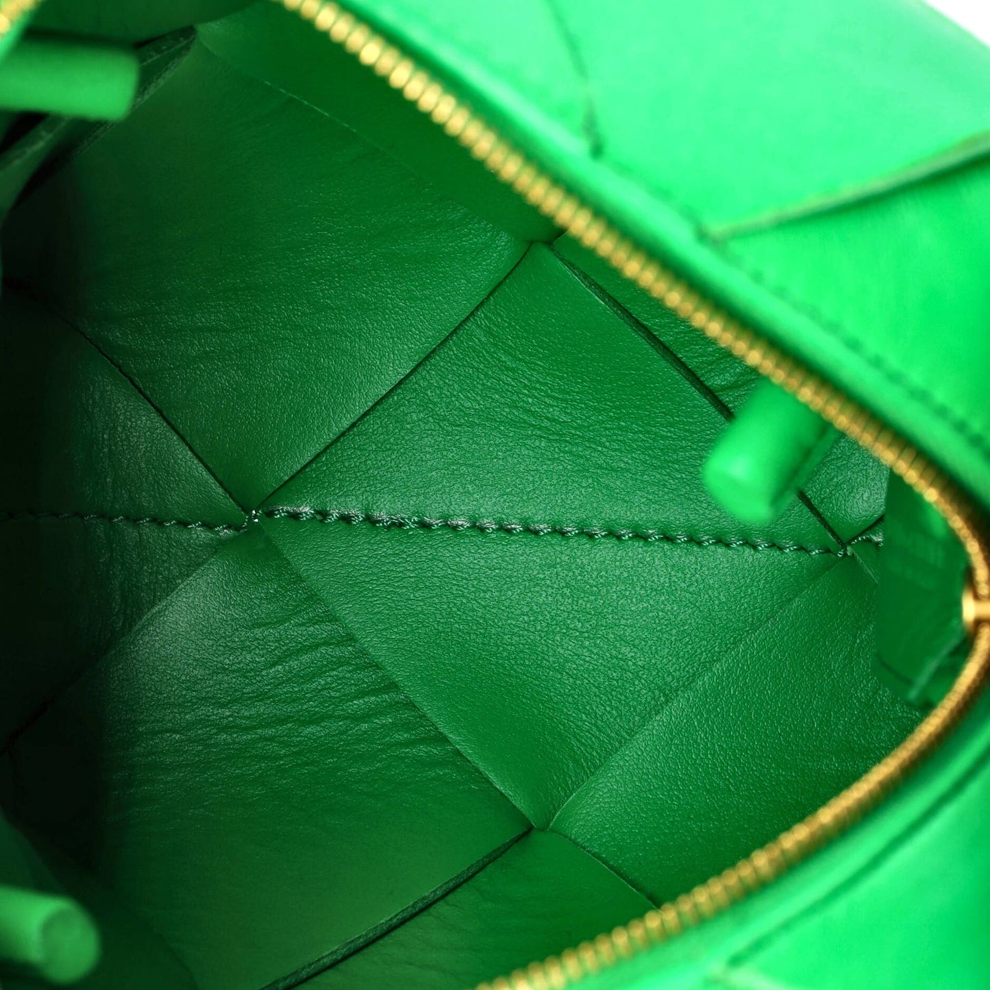 Bottega Veneta Cassette Camera Crossbody Bag Maxi Intrecciato Leather Mini