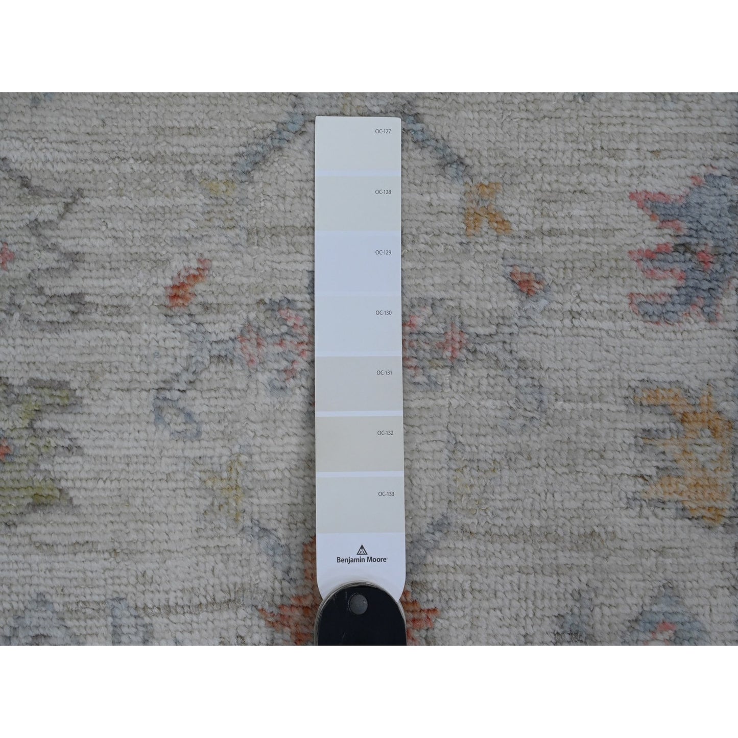 2'7"X6'2" White Angora Oushak Leaf Design Hand Knotted Wool Runner Rug