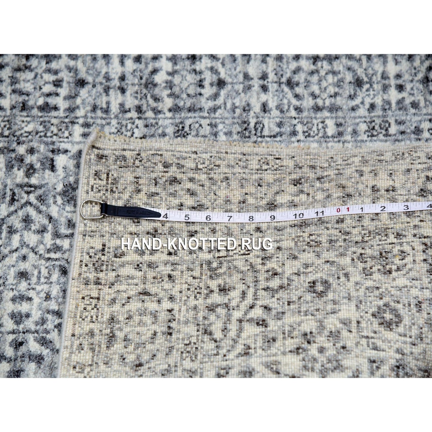 3'X5'3" White Mamluk Dynasty Design Undyed Wool Hand Knotted Oriental Rug