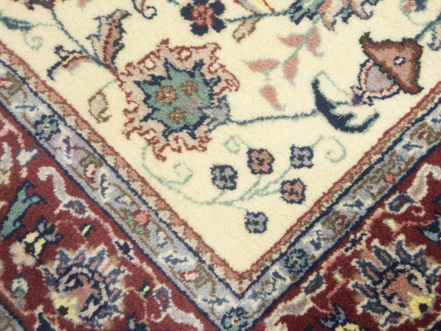 4X6 Ft New Hand-Knotted Oriental Rug Classic