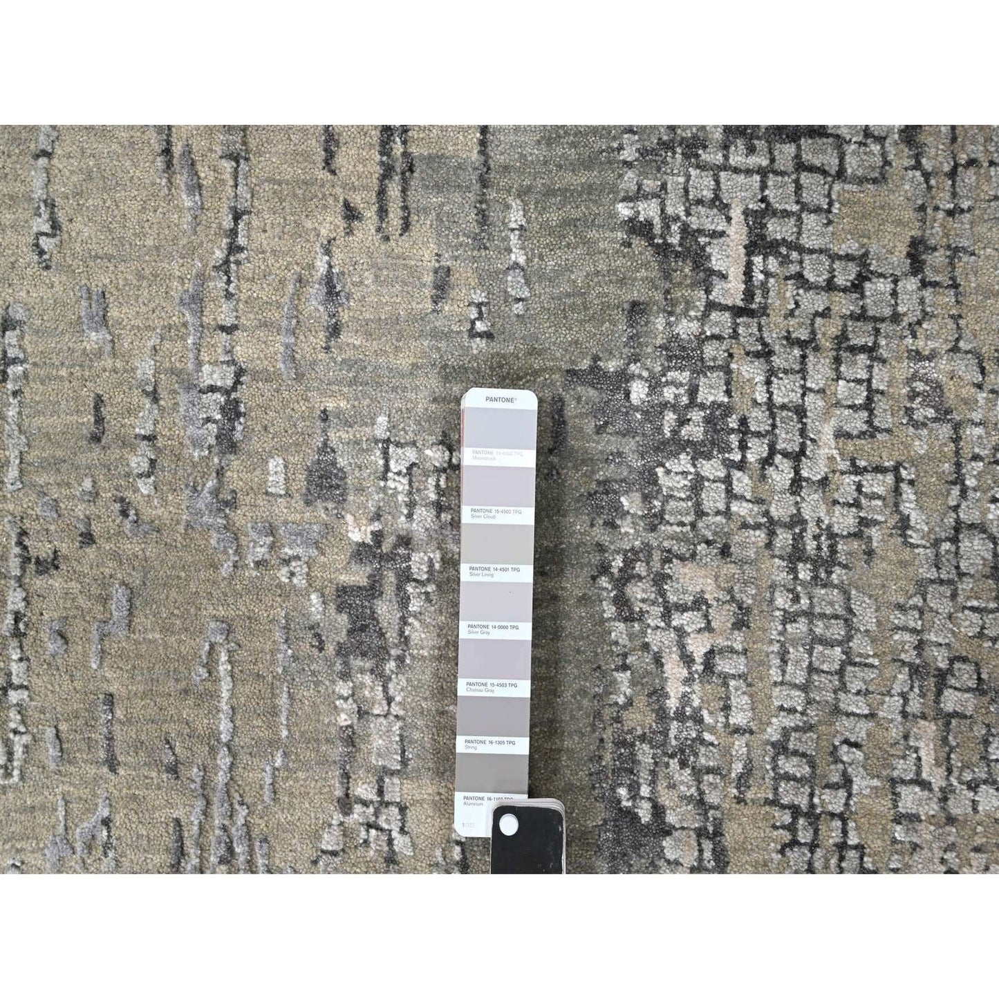 2'7"X9'10" Gray Abstract Design Wool And Silk Hand Knotted Runner Rug