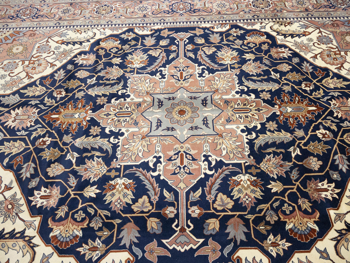Hand-Knotted Vintage Serapi Oriental Rug 9X12 Ft