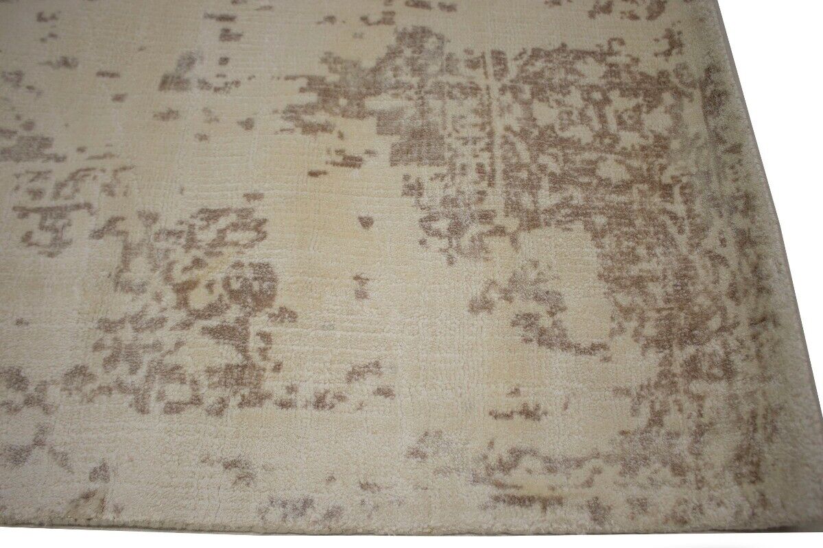 Distressed Cream Floral Design 4X6 Hand-Loomed