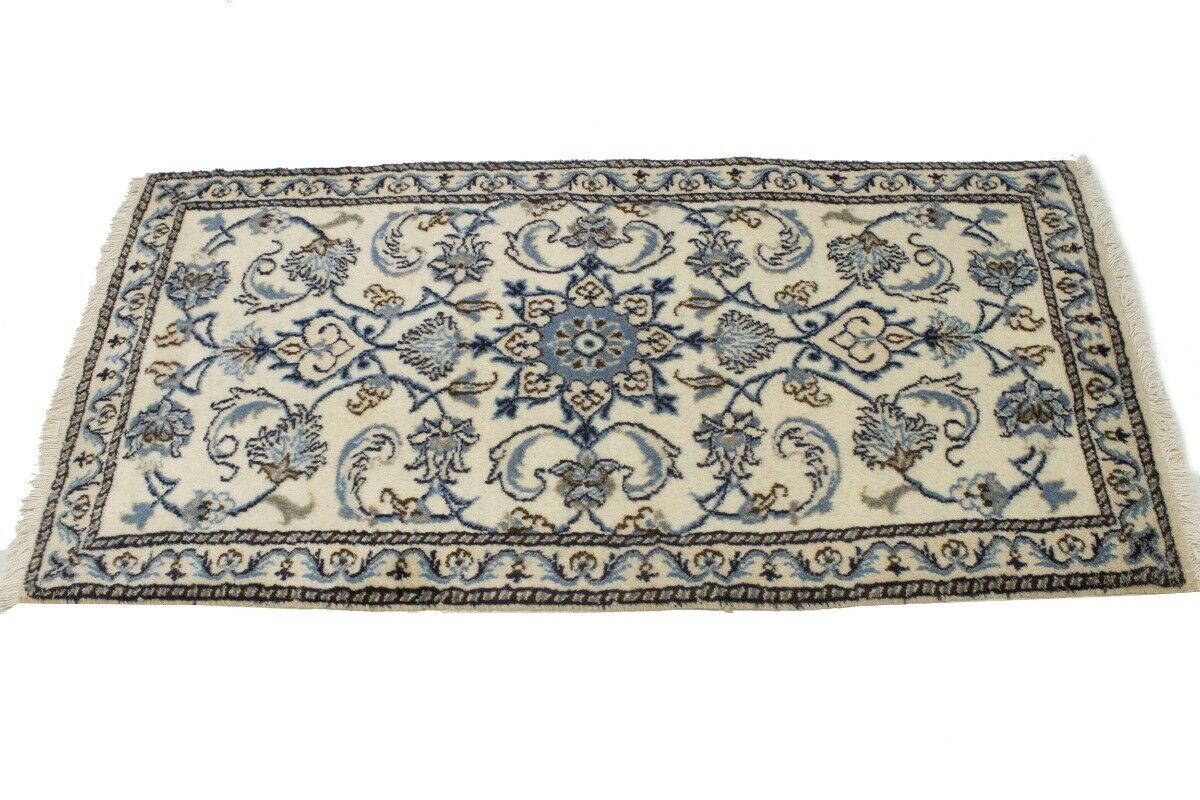 Handmade Nain Oriental Rug Small Wool Carpet