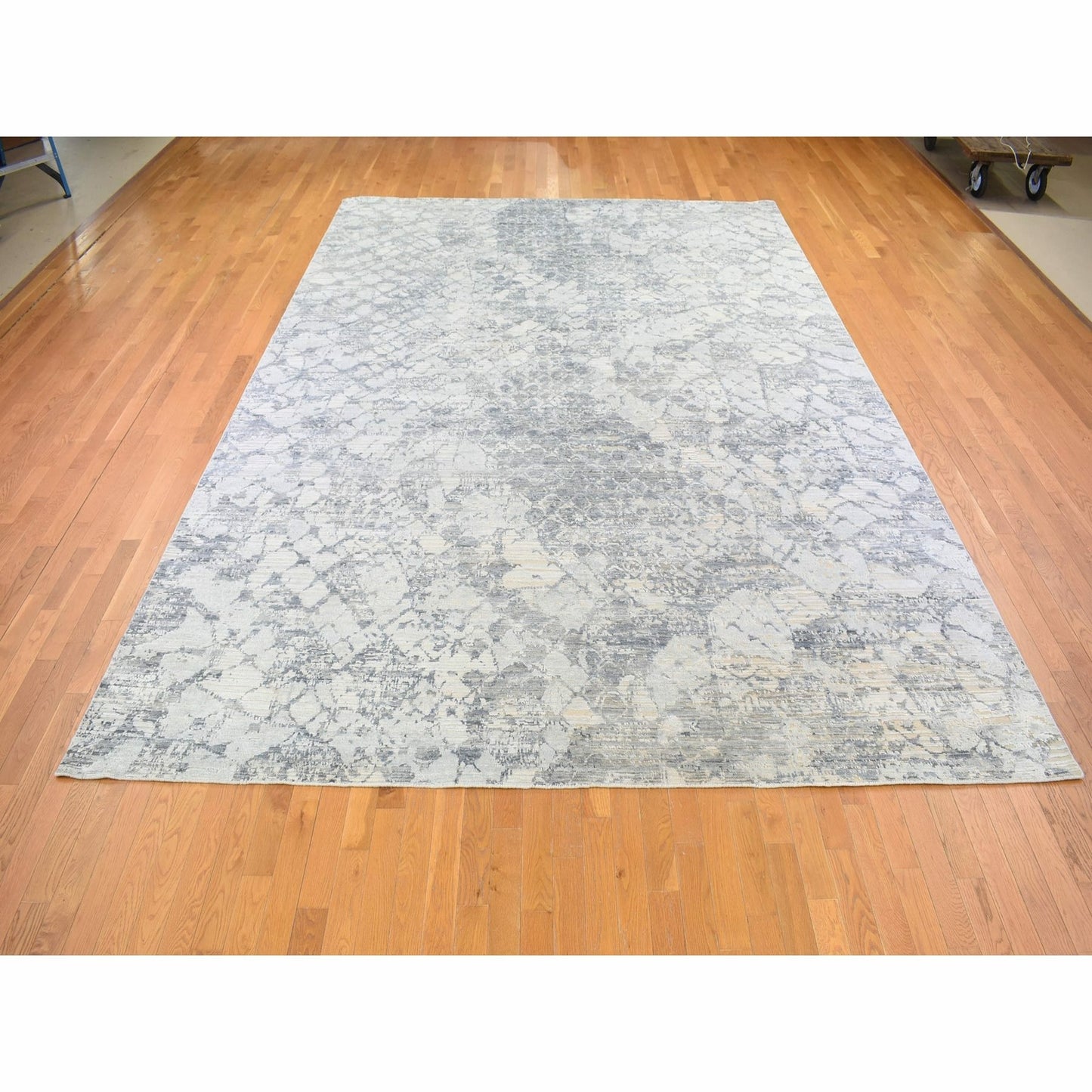 10'1"X14'2" Silk And Textured Wool Gray Hand Knotted Modern Design Rug