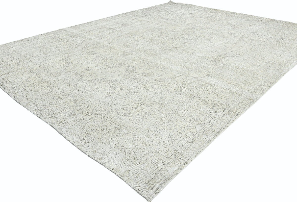 Distressed Vintage Oriental Rug Floral Dining