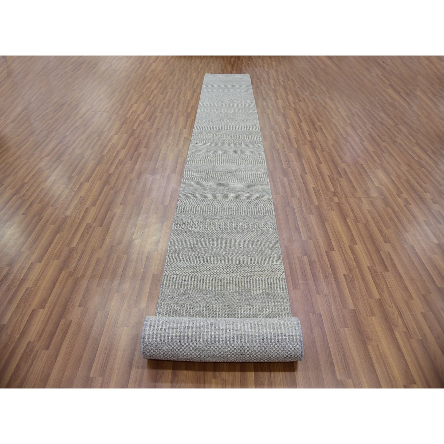 2'6"X21'8" Castor Gray Undyed Wool Grass Hand Knotted Xl Runner Rug
