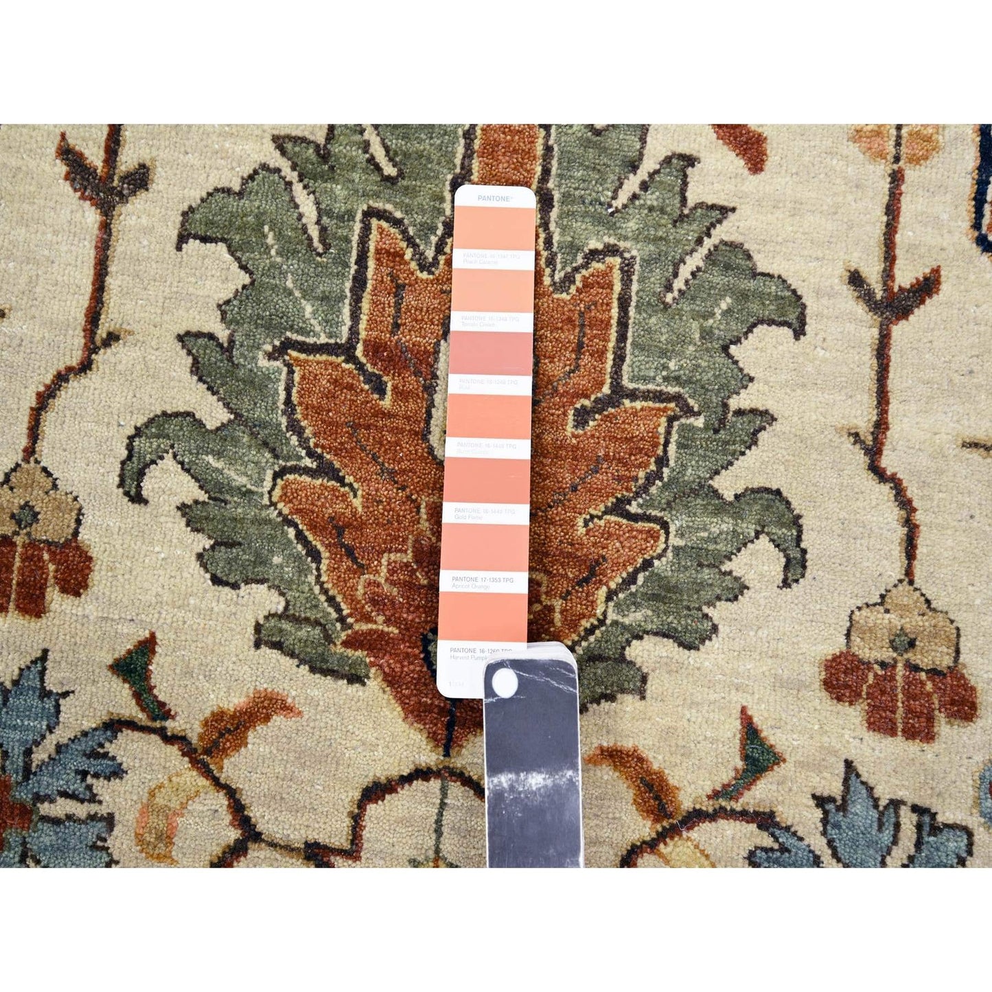 10'X14'3" Chiffon White Heris All Over Design Hand Knotted Soft Wool Rug