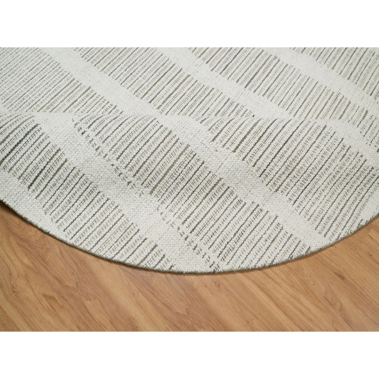7'9"X7'9" Ivory Natural Wool Round Rug Hand Woven Flat Weave With Pile
