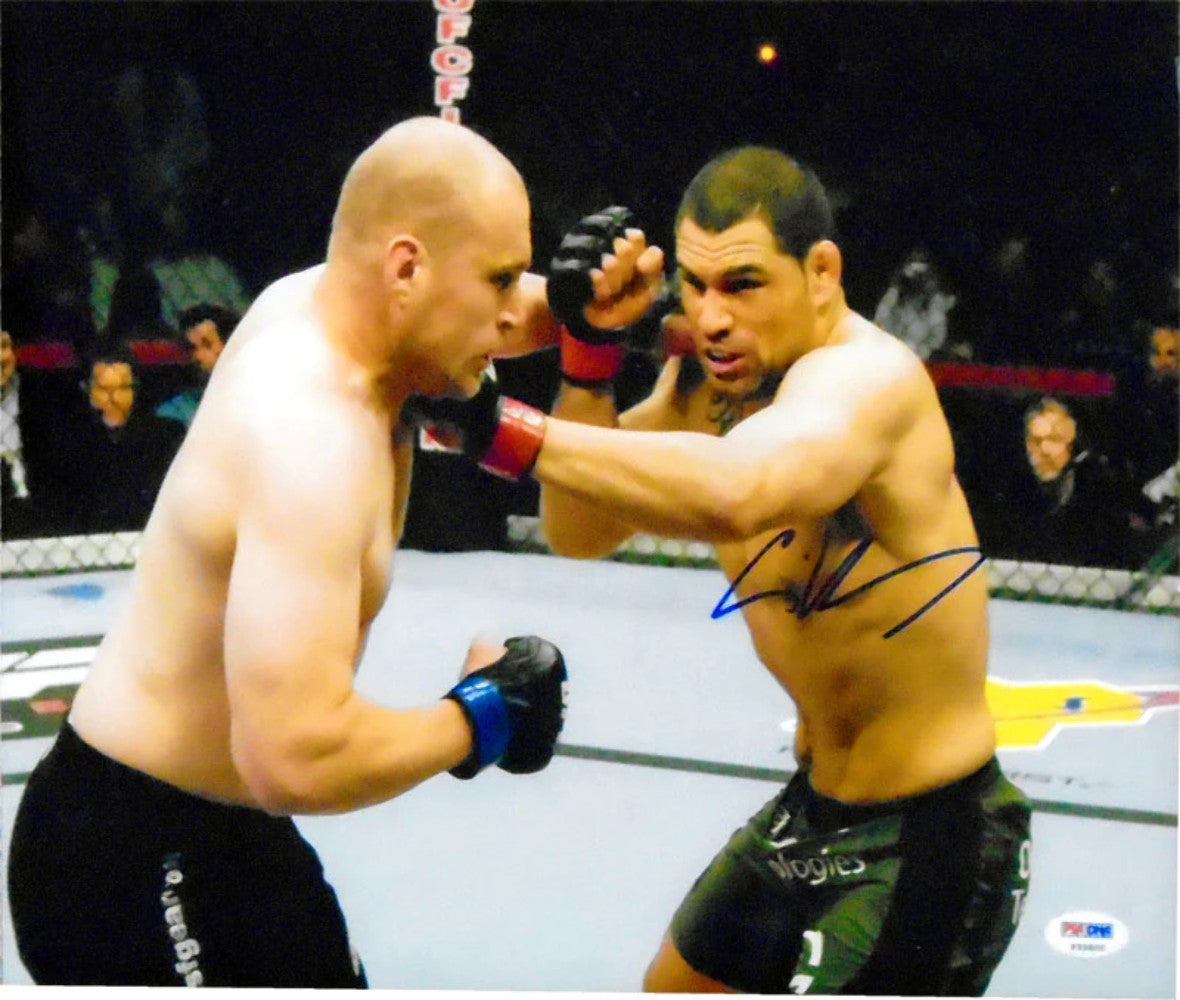 Cain Velasquez Autographed 11X14 Photo (Psa/Dna)