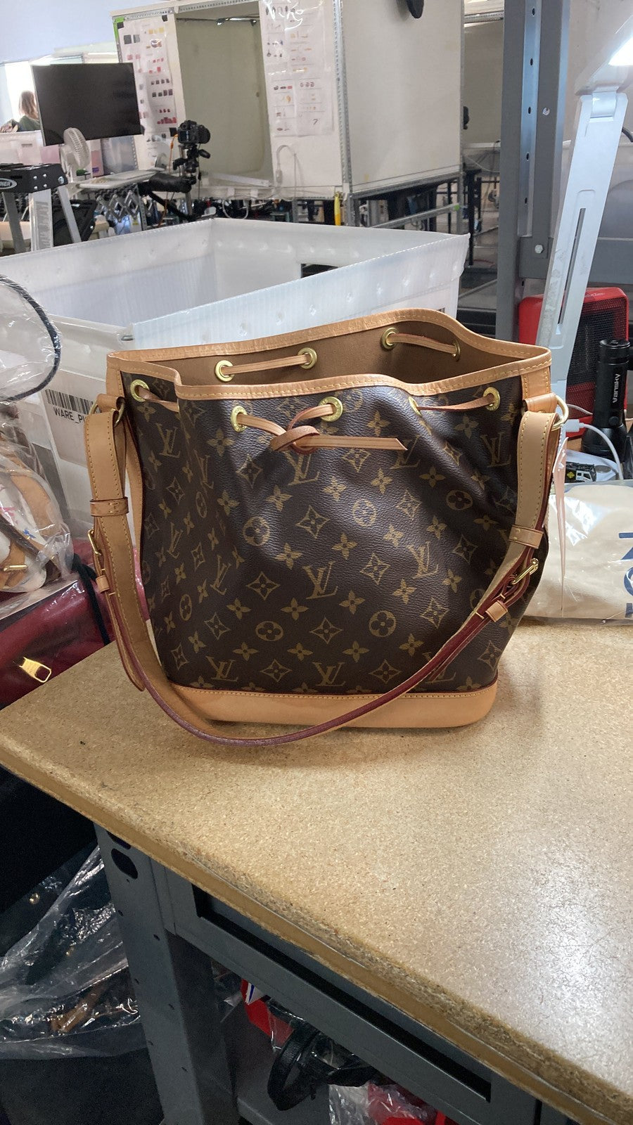 Louis Vuitton Petit Noe Nm Handbag Monogram Canvas