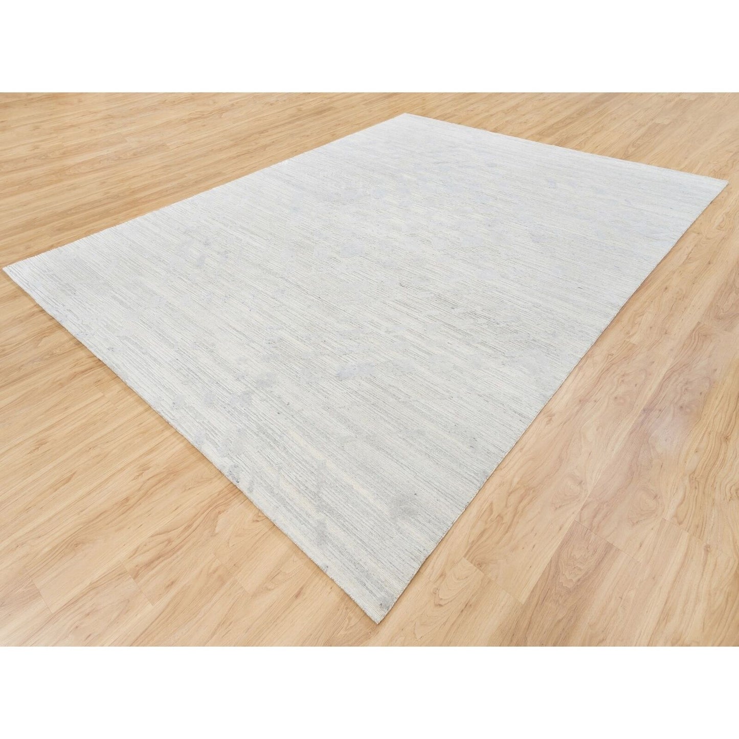 9'X12' Undyed Natural Wool Modern Light Gray Cut And Loop Pile Rug