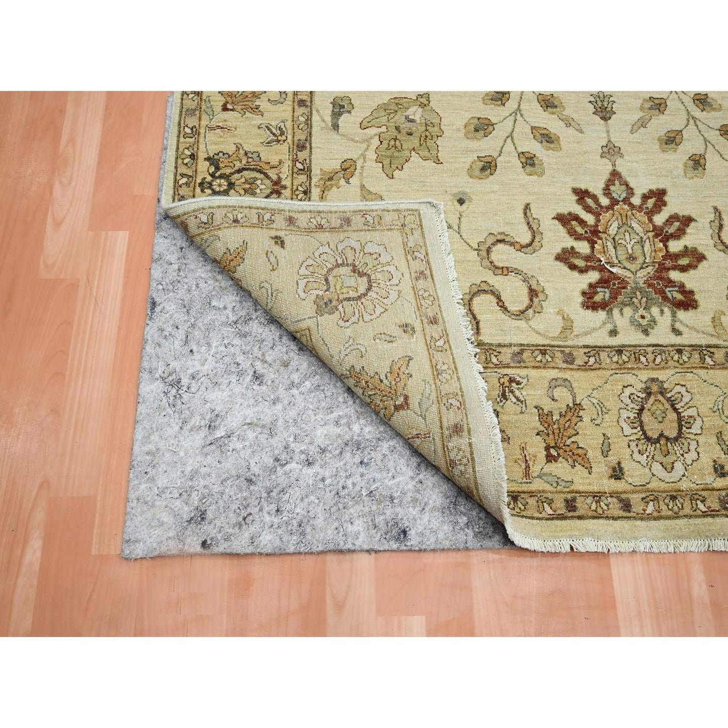 5'4"X8' Ivory Agra Ziegler Design Leaf Pattern Pure Wool Hand Knotted Rug