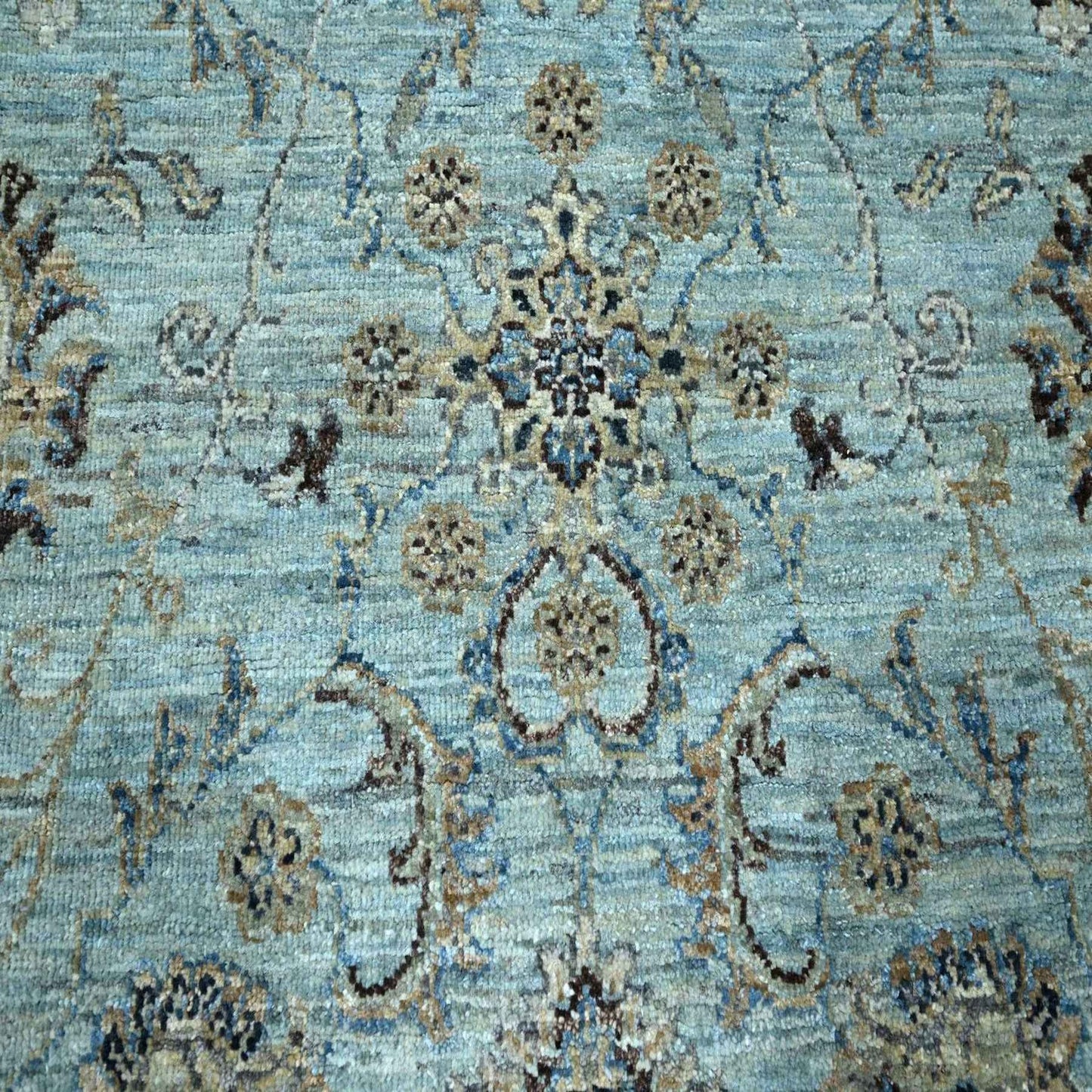 8'X8' Sky Blue Shah Abbas Flower Design Pure Wool Hand Knotted Square Rug