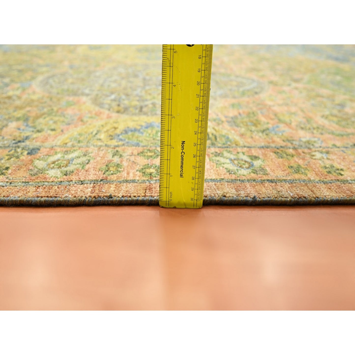 10'X14'3" Moss Green Repetitive Emblem Design Pure Wool Hand Knotted Rug