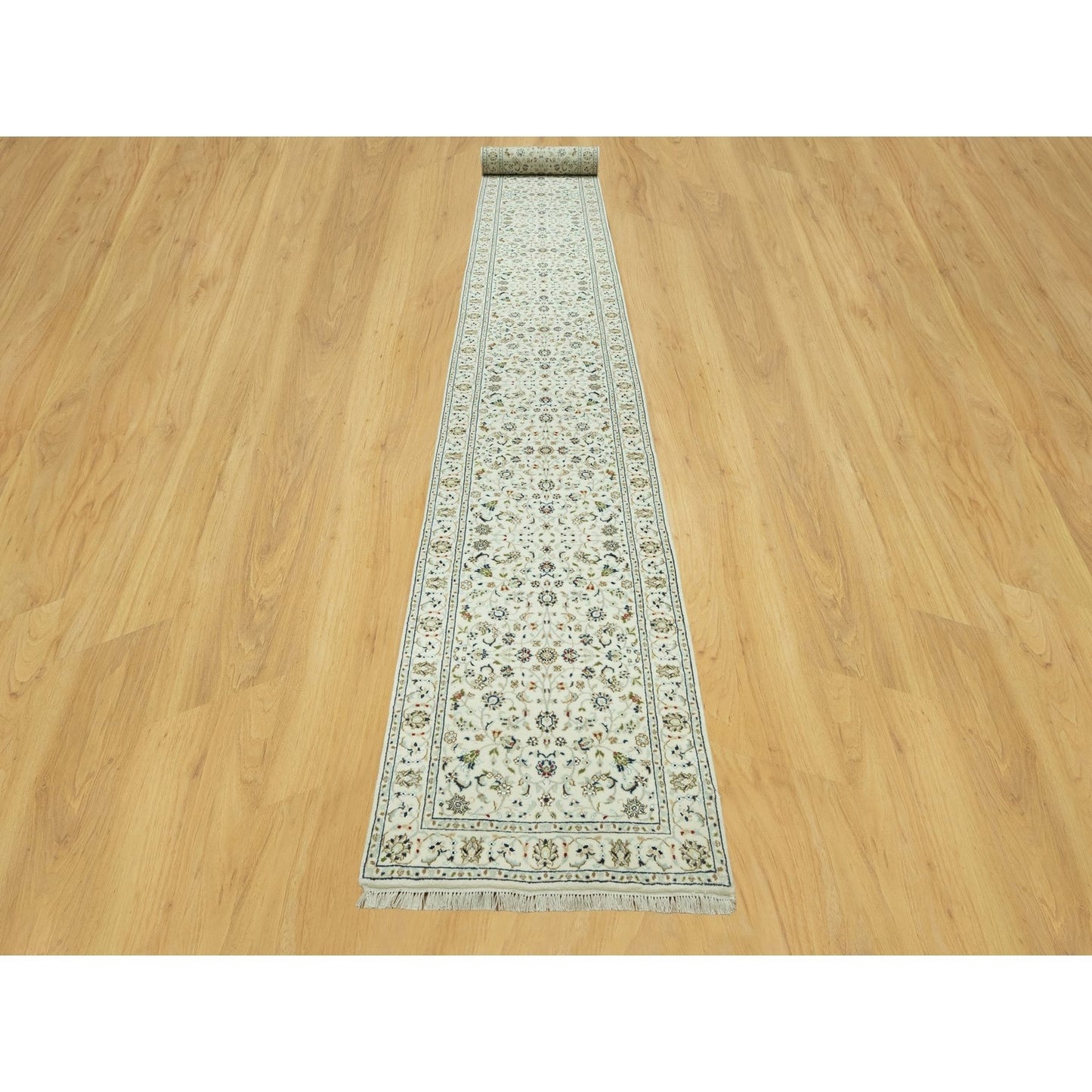 2'8"X21'8" Cloud Nine White Nain Wool 250 Kpsi Hand Knotted Xl Runner Rug