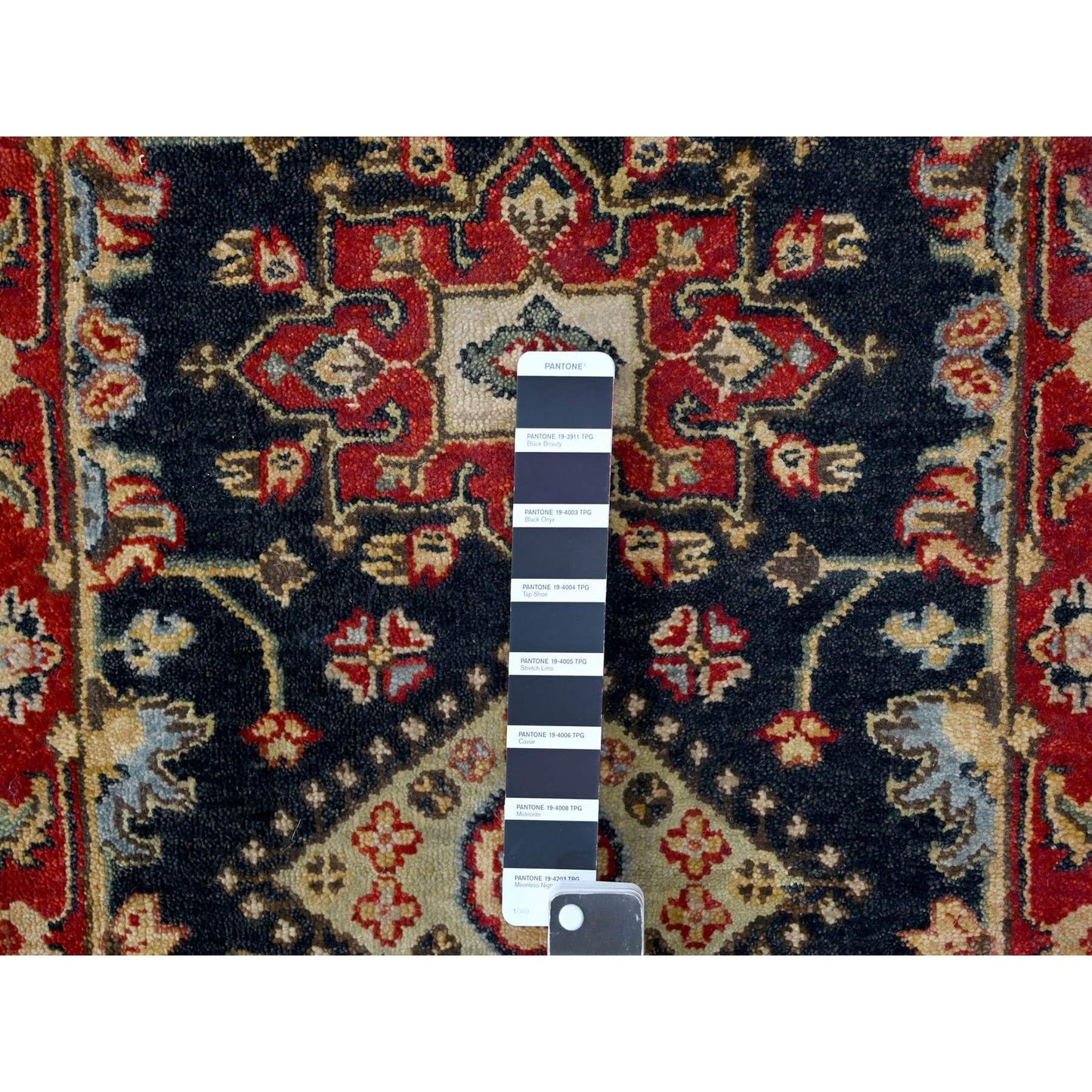 2'1"X3' Black Karjihooz Medallion Design Hand Knotted 100% Wool Mat Rug