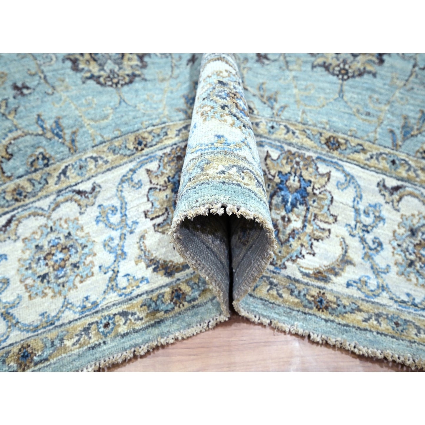 6'X9'1" Baby Blue Hand Knotted Agra Shah Abbas Vines Design Pure Wool Rug