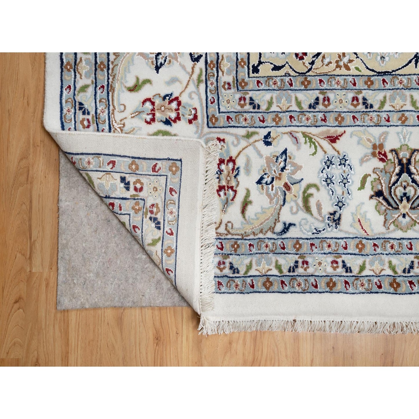 10'2"X10'2" Snow White 250 Kpsi Hand Knotted Nain Wool & Silk Square Rug