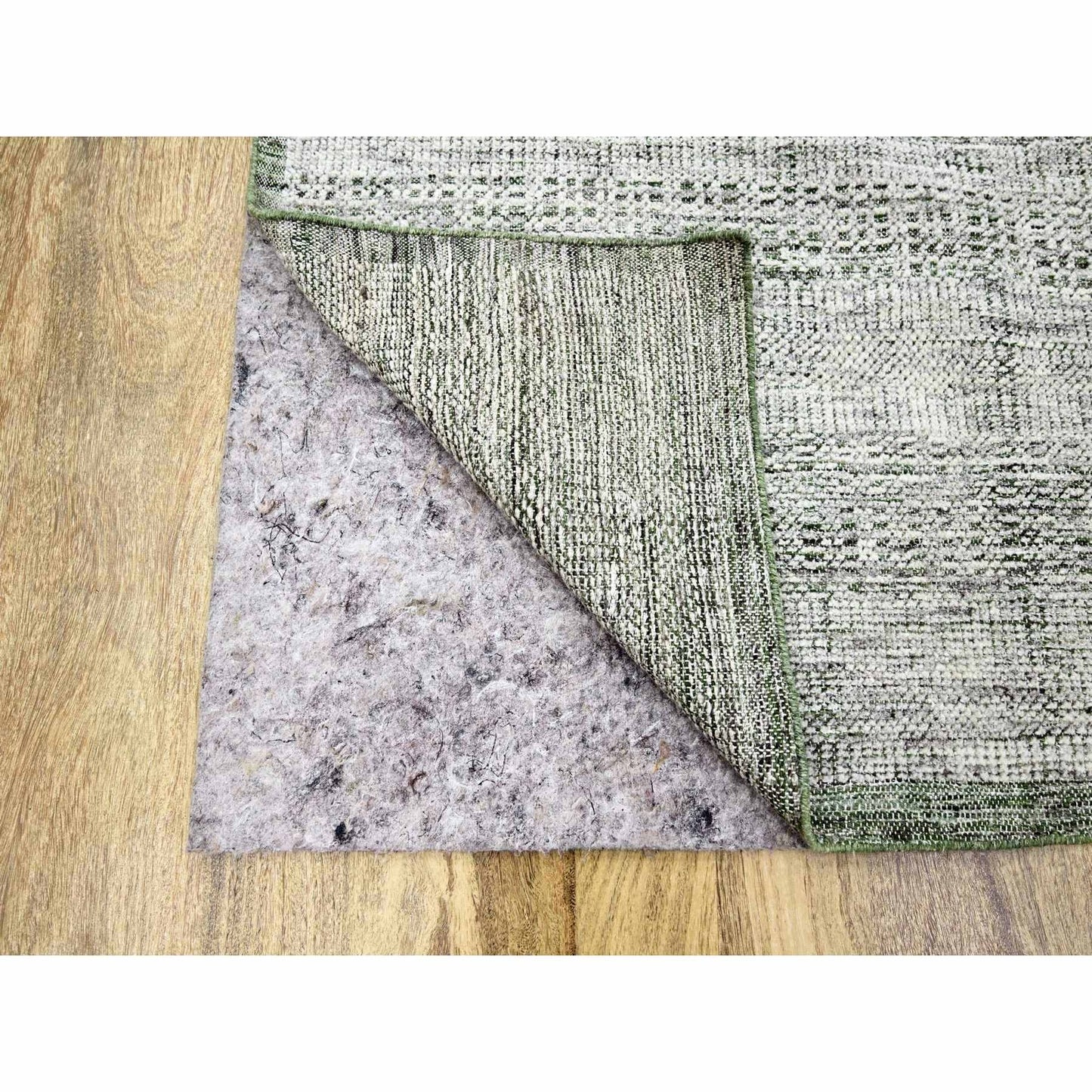 10'2"X10'2" Green & White Grass Design Pure Wool Hand Knotted Square Rug