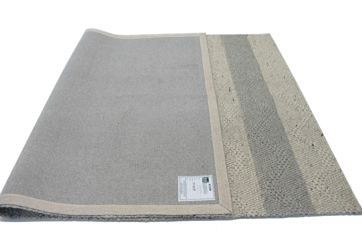 Modern Hand-Tufted Wool Area Rug Zig-Zag Design