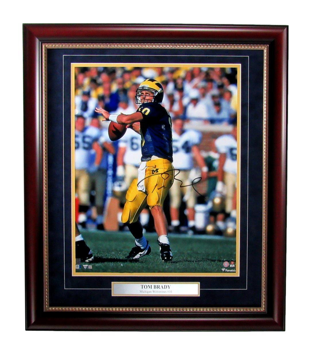 Tom Brady Autographed 16X20 Photo Michigan