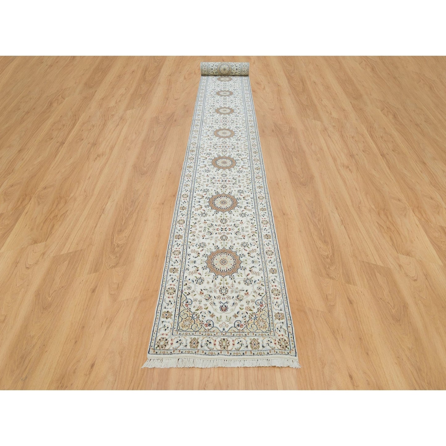 2'6"X22'9" White Hand Knotted Nain Design 250 Kpsi Wool Xl Runner Rug