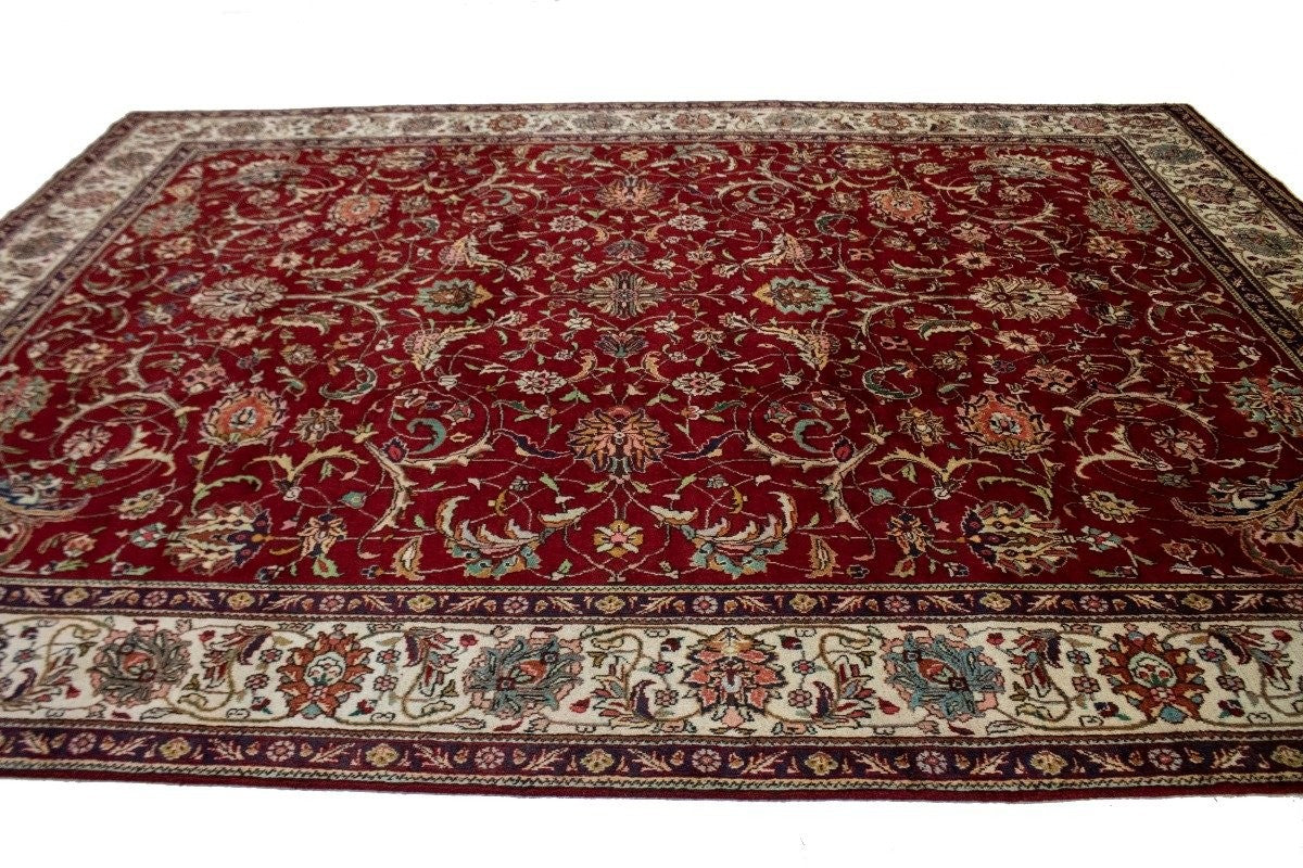 Vintage Handmade Wool Oriental Rug Classic Floral