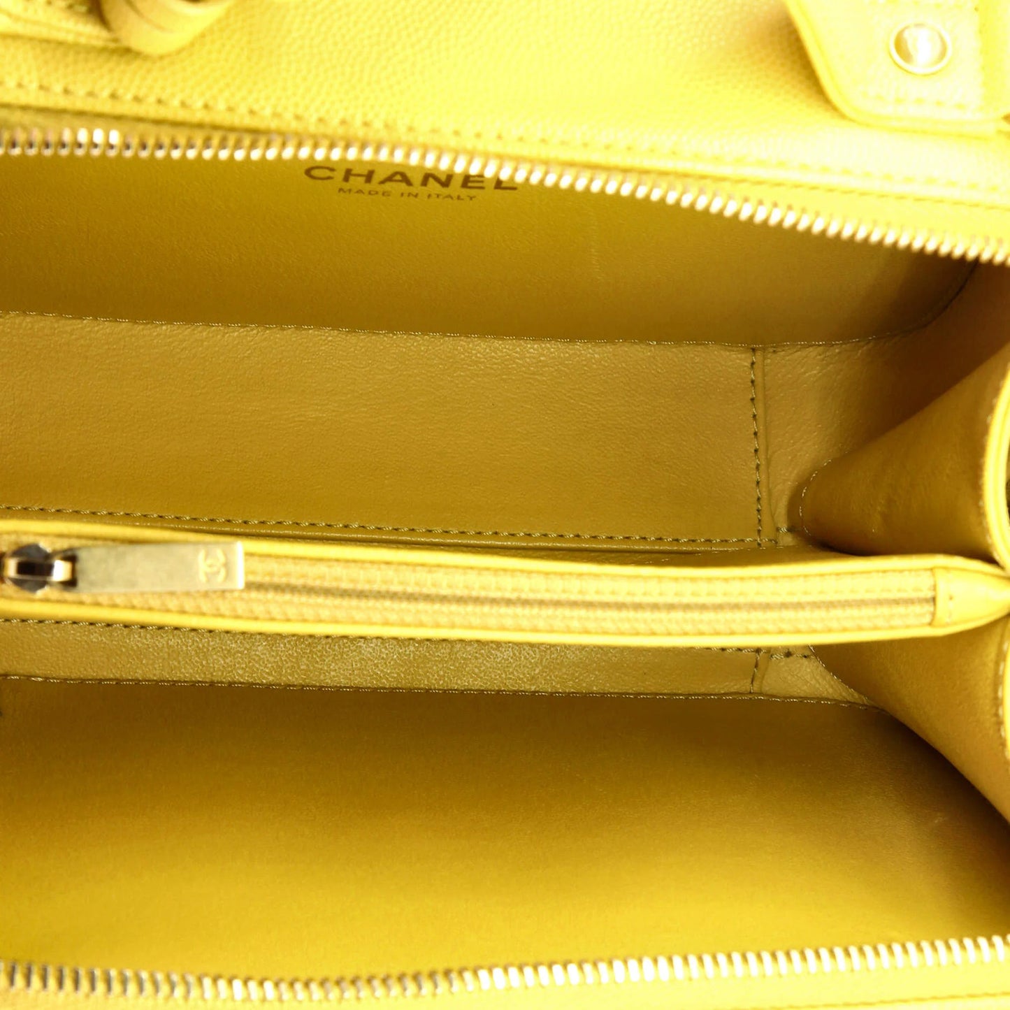 Chanel Filigree Vanity Case Quilted Caviar Medium