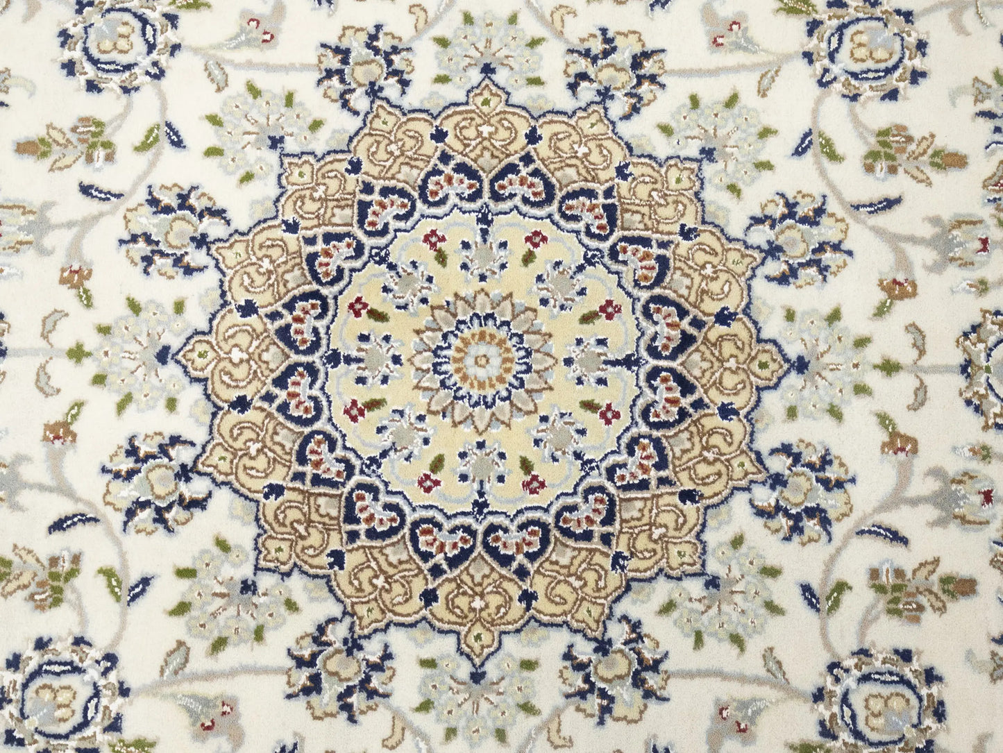 Indo-Nain Cream Floral Medallion Oriental Rug