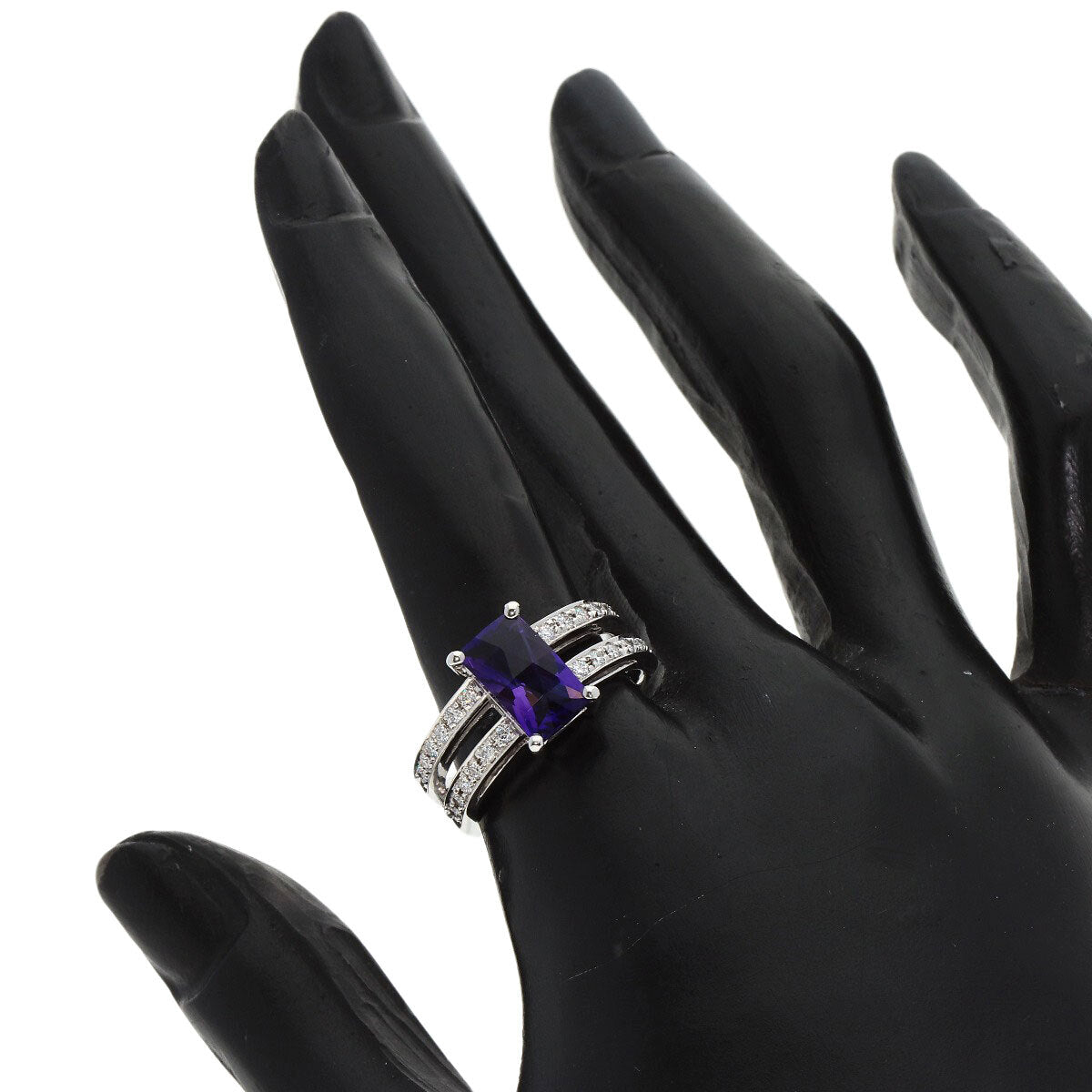 1.87Ct Amethyst Diamond Ring K18 White Gold 8.5G