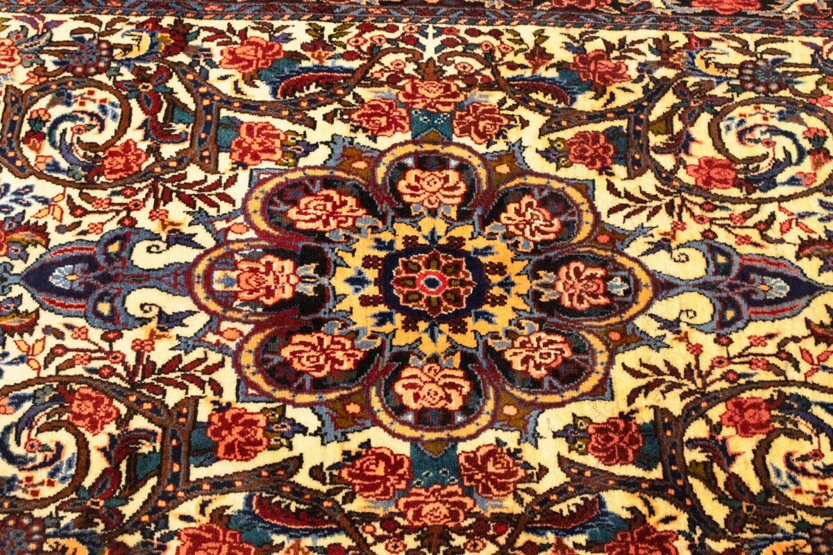 3X5 Ft Vintage Oriental Rug Floral Tribal Design
