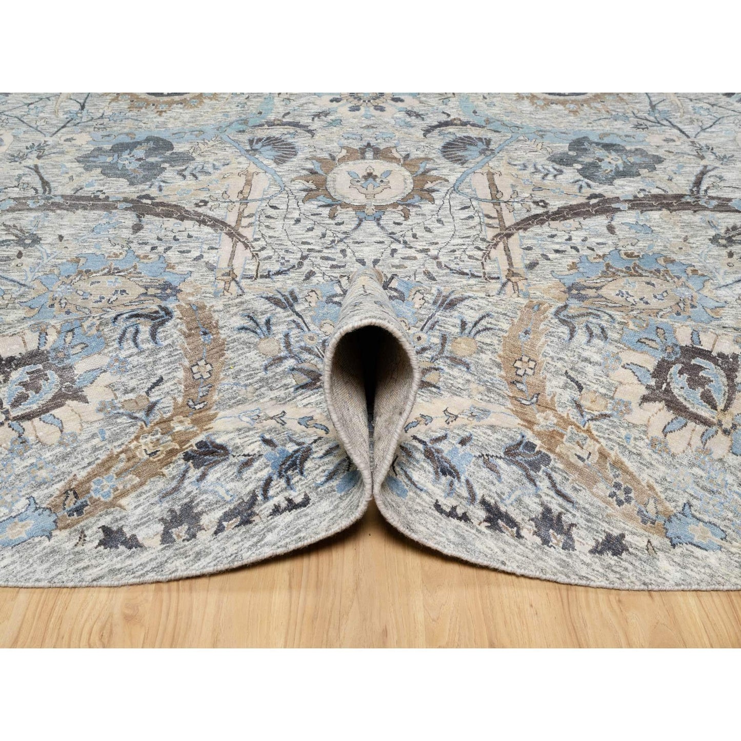 10'X10' Tahira White Hand Knotted Silk And Wool Sickle Leaf Round Rug