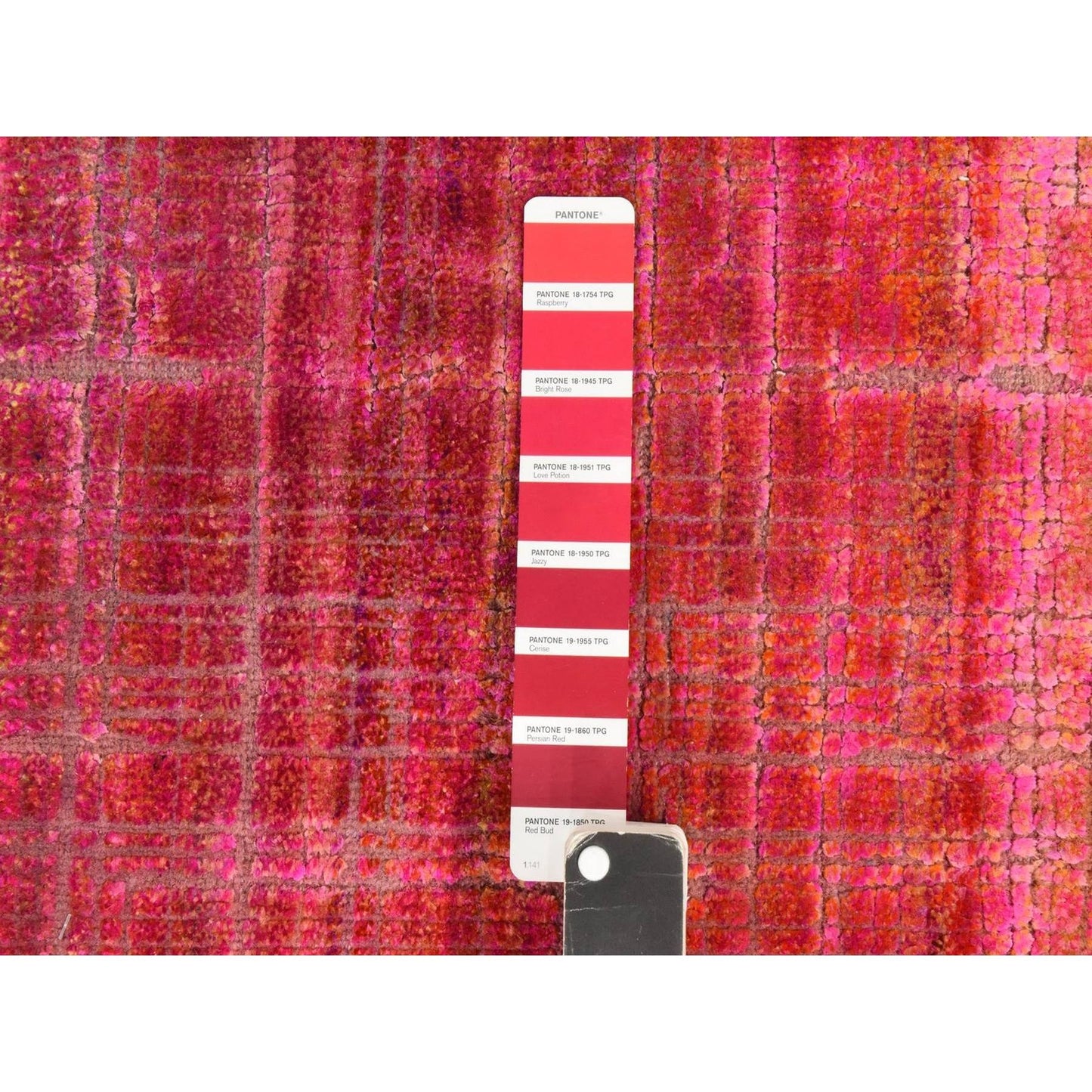 1'6"X2' Jazzy Red Pure Sari Silk Sample Hand Knotted Rug
