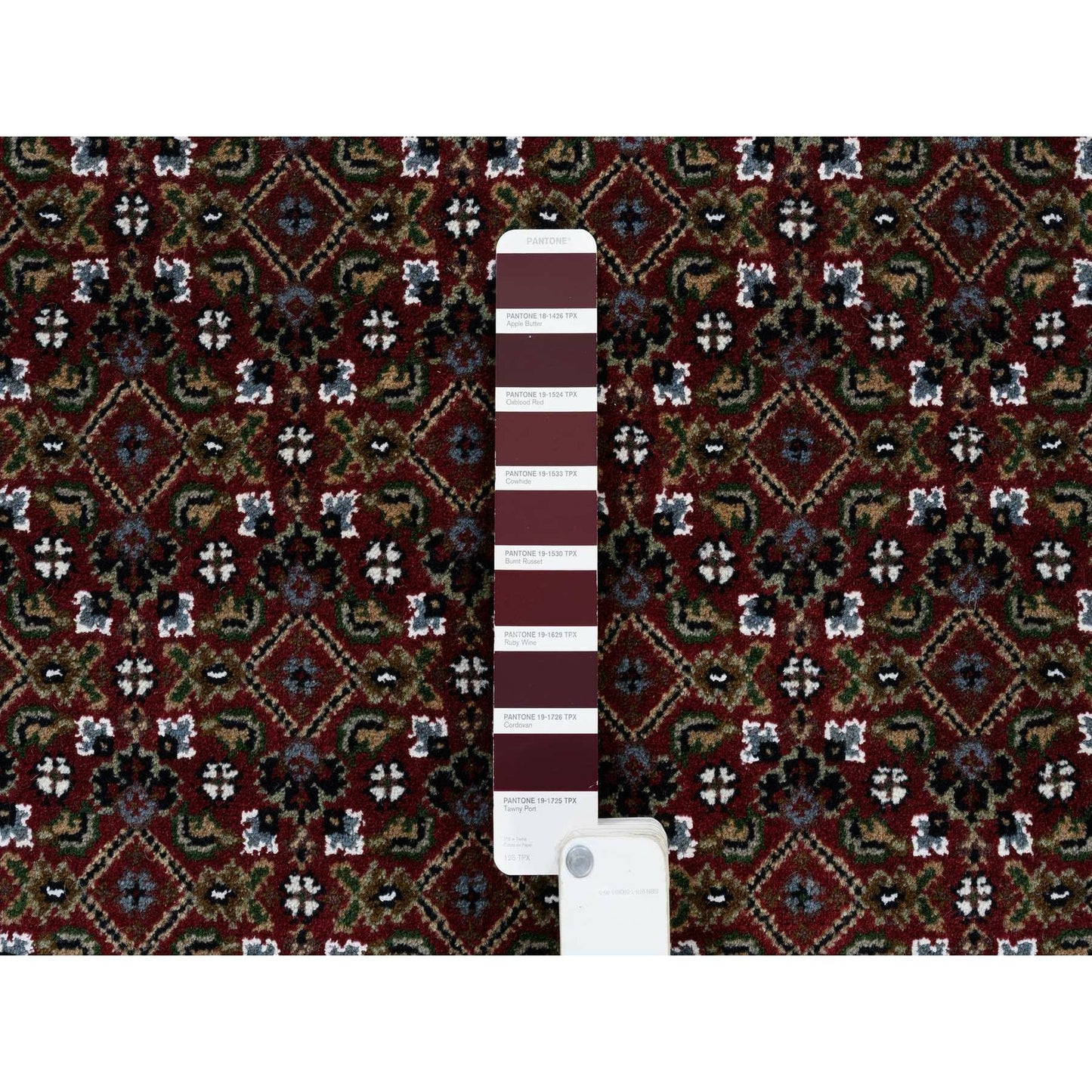 5'9"X8'9" Red Herrita Hand Knotted 175 Kpsi Wool And Silk Oriental Rug