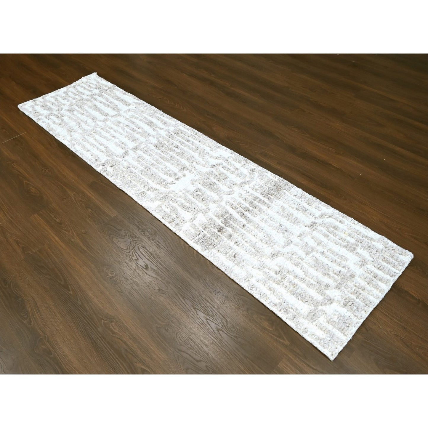 2'7"X9'10" Ivory Hand Knotted Minimalist Swedish Design Wool Runner Rug