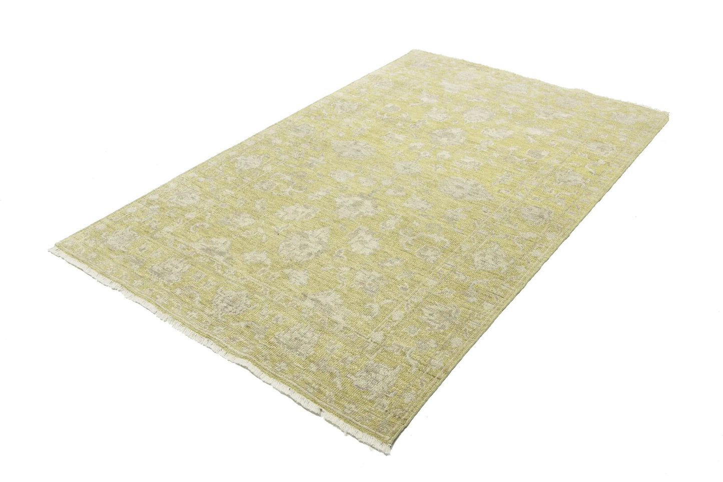 5X8 Ft Transitional Oriental Rug Floral Design