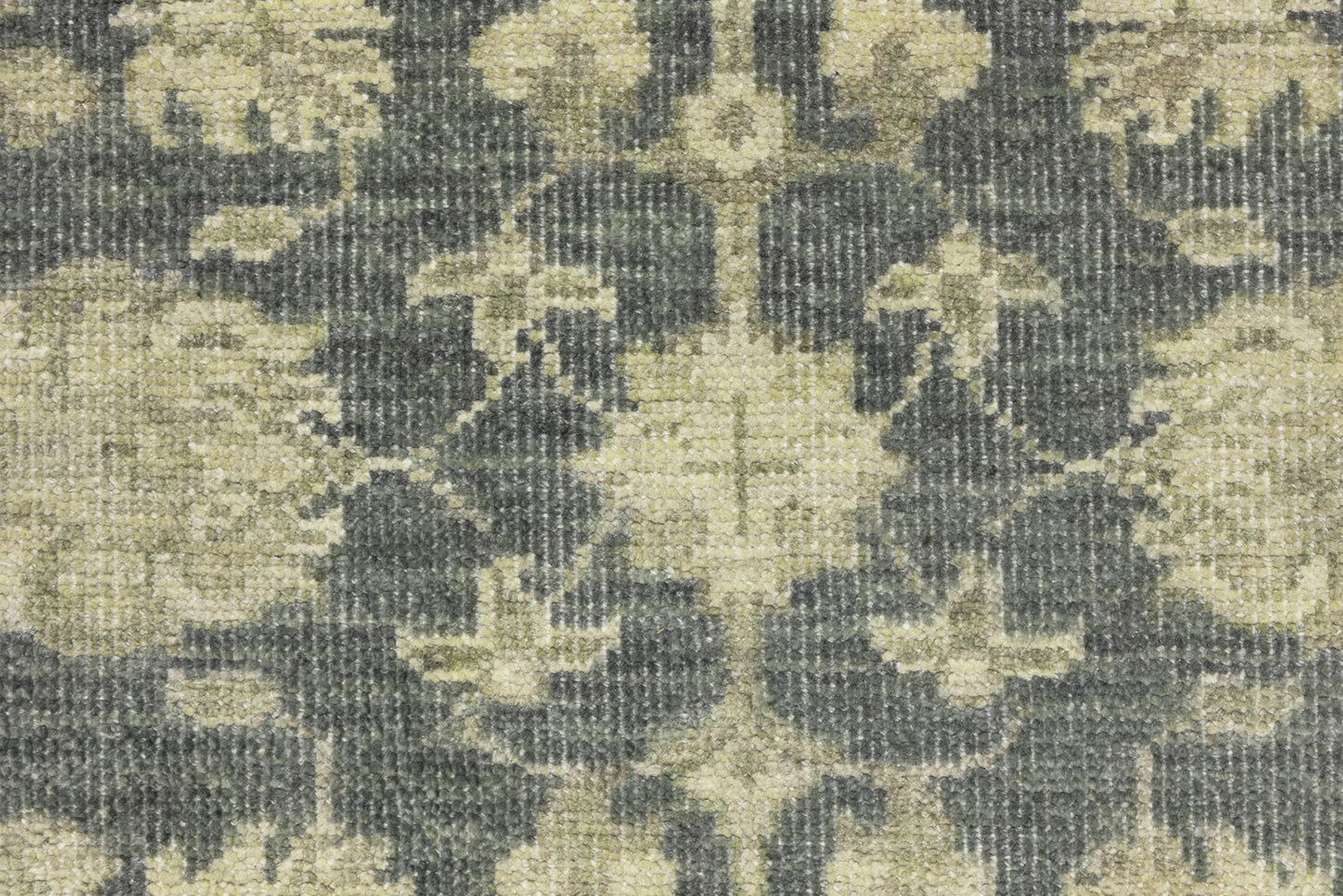 Hand-Knotted Floral Transitional Oriental Rug