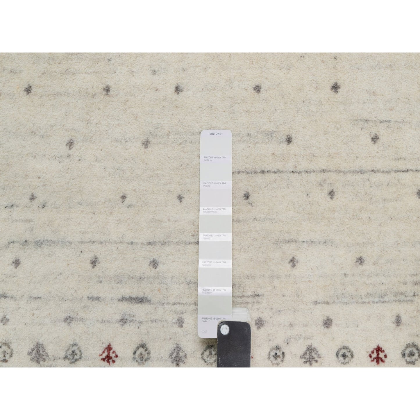 7'9"X9'8" Ivory Soft & Pure Wool Lori Buft Modern Design Hand Knotted Rug