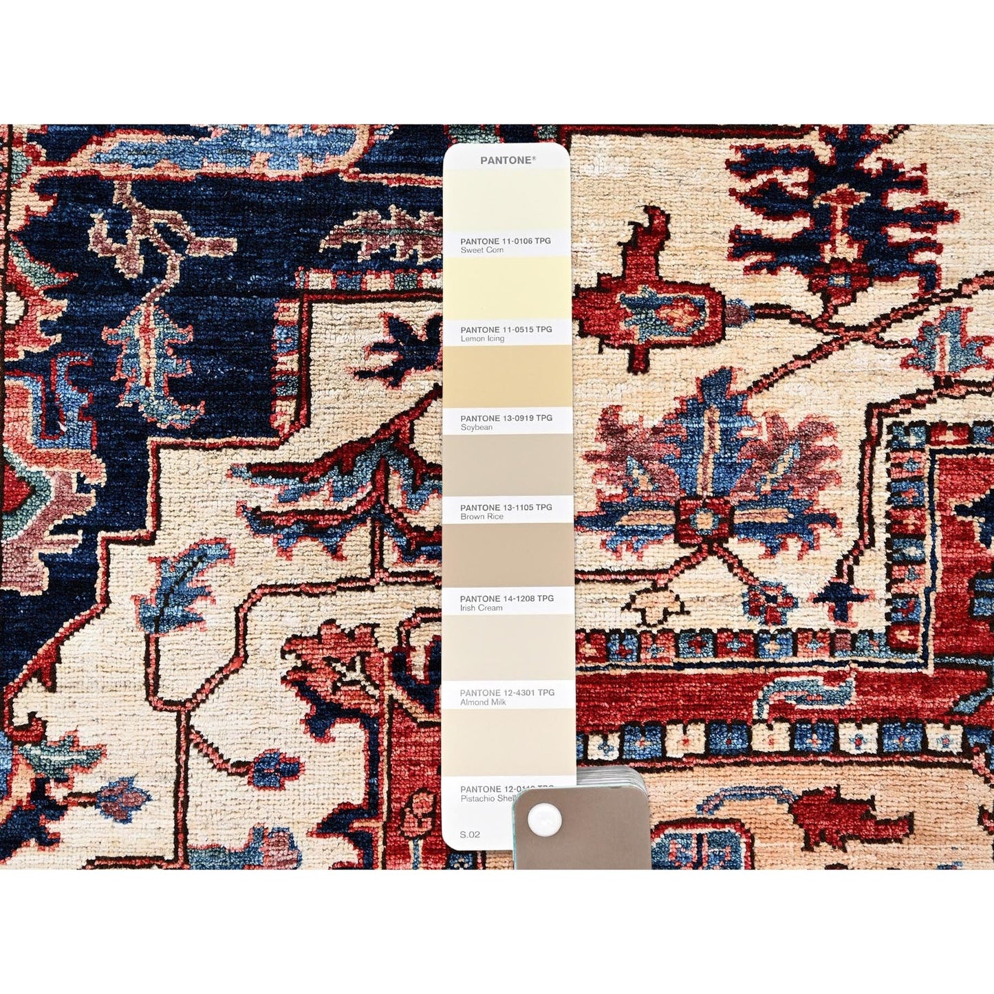 8'1"X10'1" Chiffon White Seeripe Heris Design Soft Wool Hand Knotted Rug