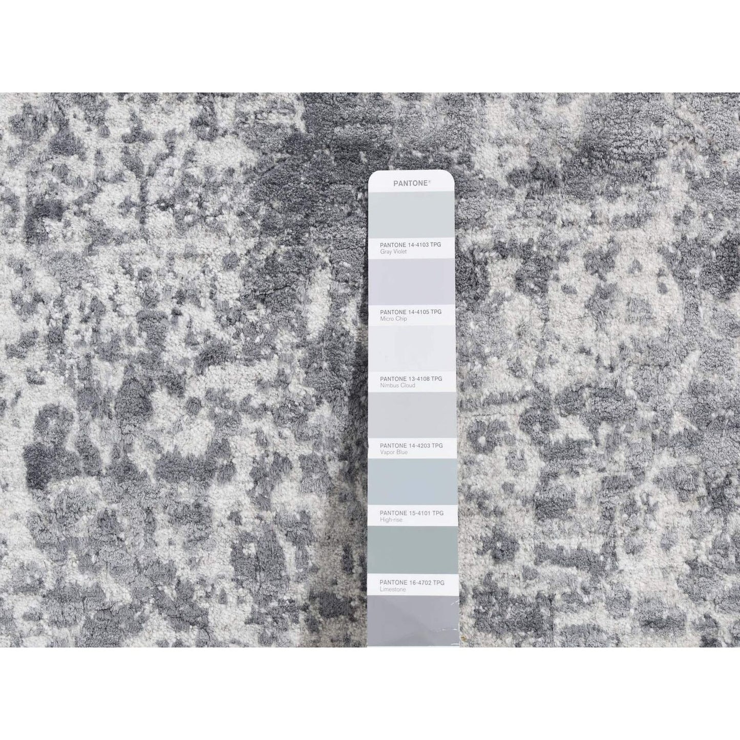 2'8"X10' Gray Erased Zoroastrian Design Wool/Silk Hand Knotted Runner Rug