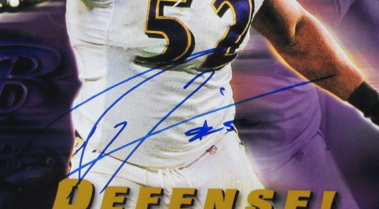 Ray Lewis Hof Autographed Ravens 11X14 Photo