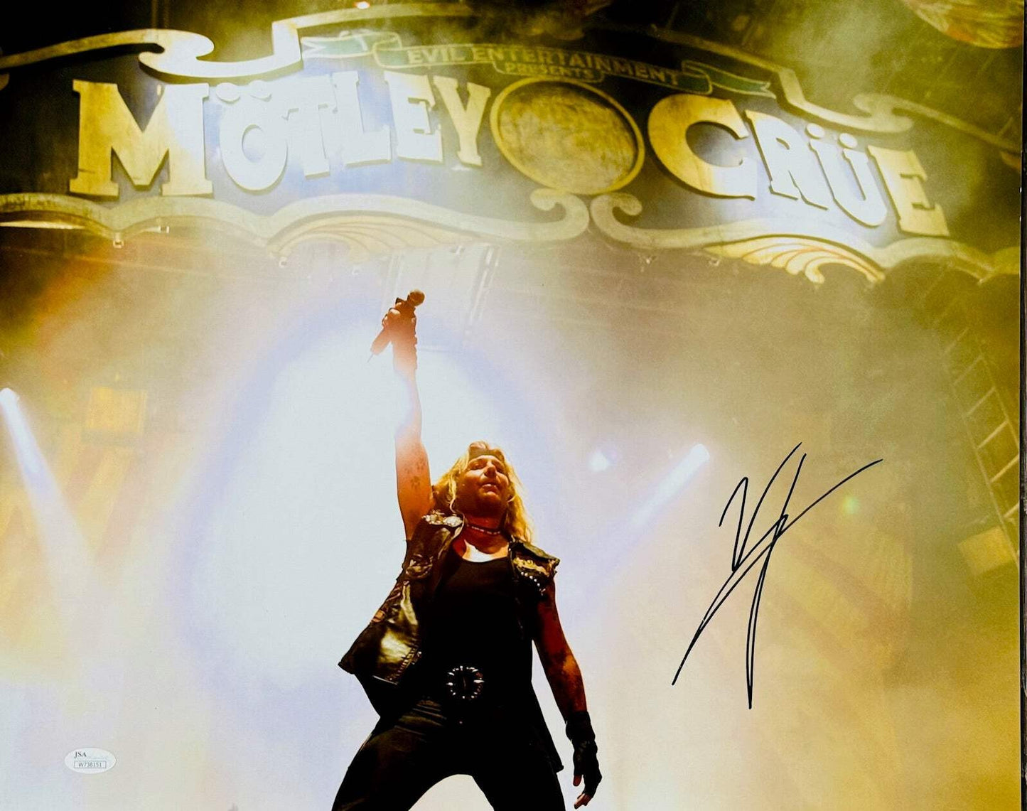 Vince Neil Autographed 16X20 Motley Crue Photo (Jsa Witness)