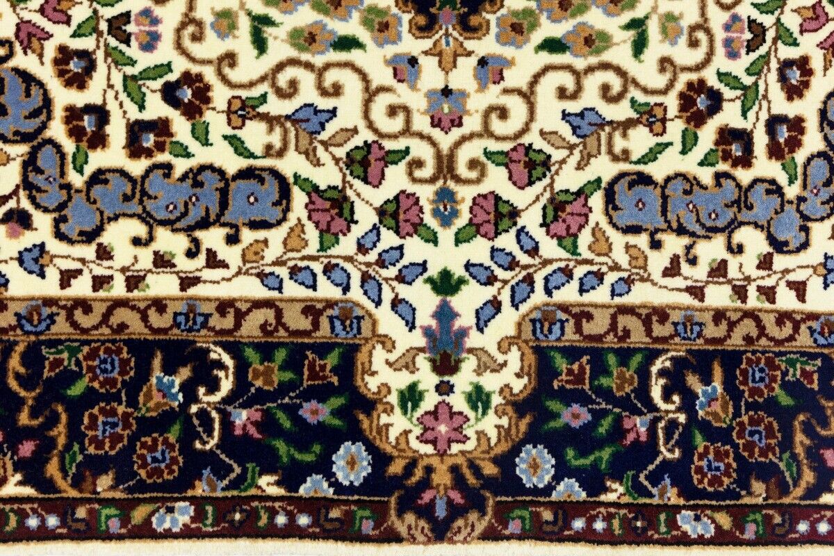 Hand-Knotted Kirman Classic Floral Design