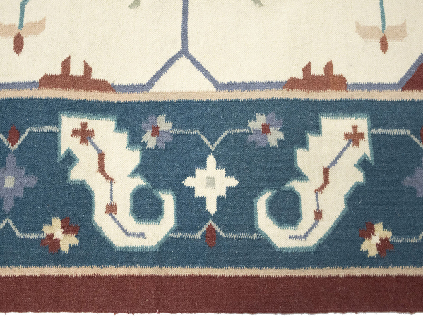 Reversible Hand-Hooked Dhurrie Oriental Rug