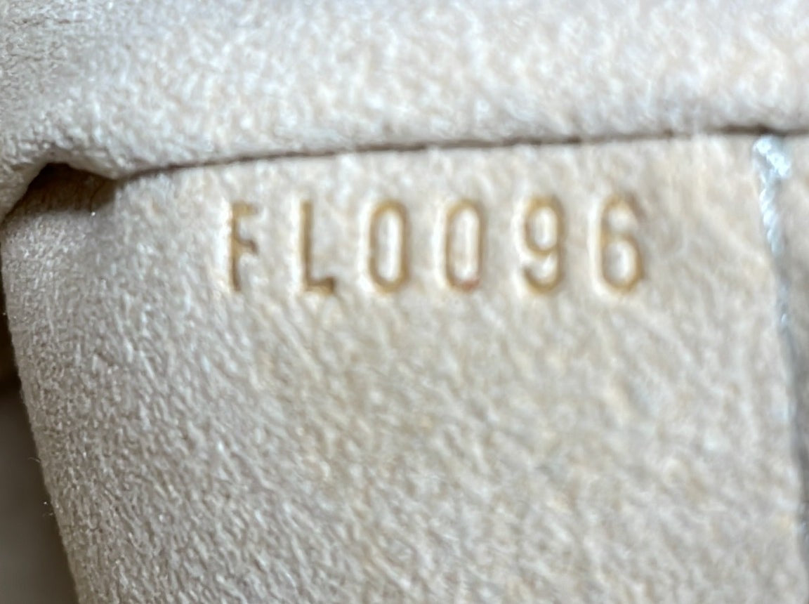 Louis Vuitton Stephen Handbag Monogram Canvas