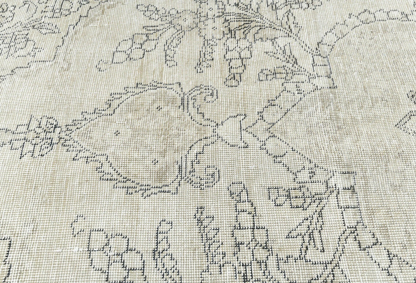 Distressed Vintage Medallion Oriental Rug Carpet