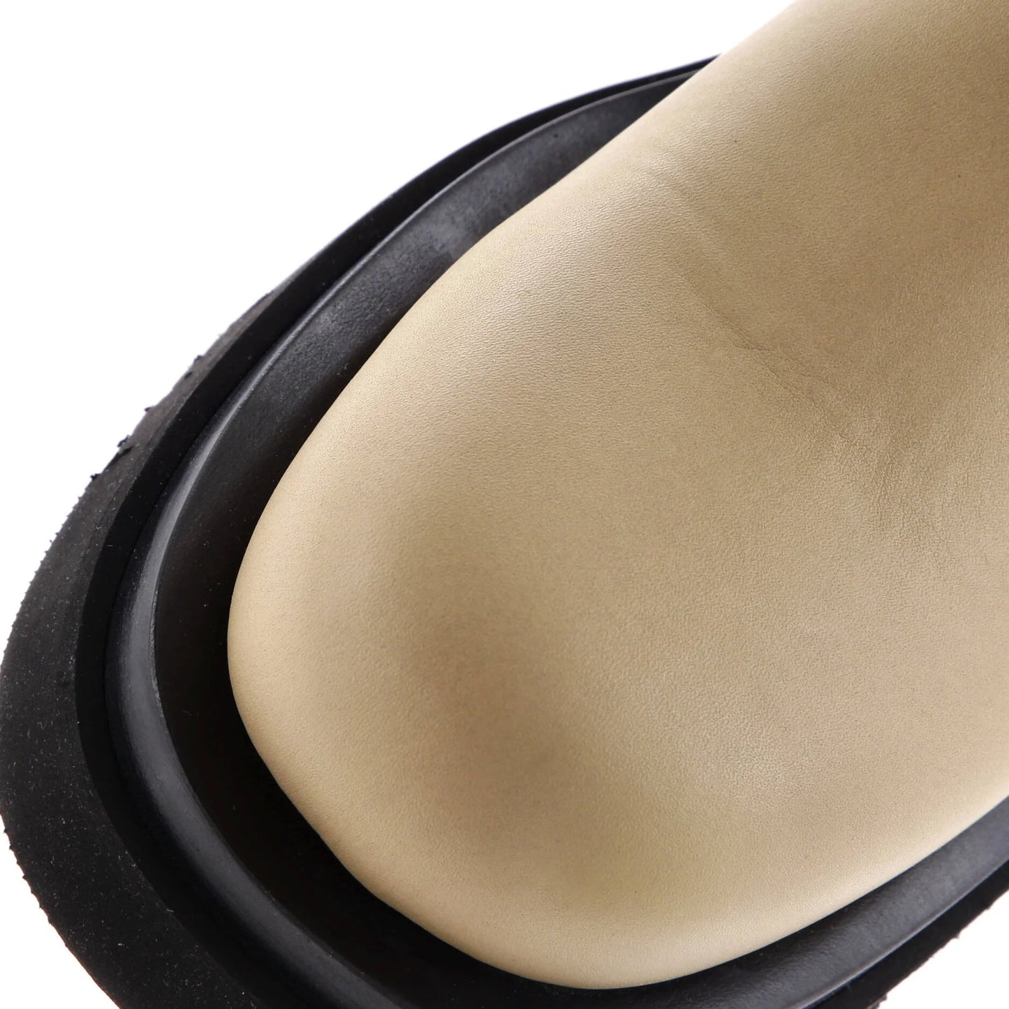 Bottega Veneta Men'S Lug Chelsea Boots Leather