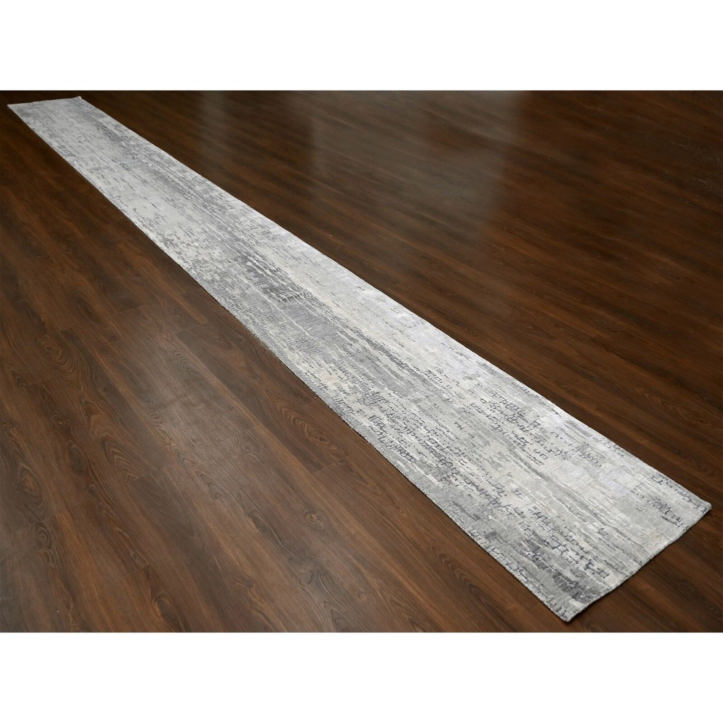 2'8"X25'7" Gray Abstract Design Wool And Silk Hand Knotted Xl Runner Rug
